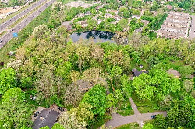 32 Circle Drive, Carmel, IN 46032