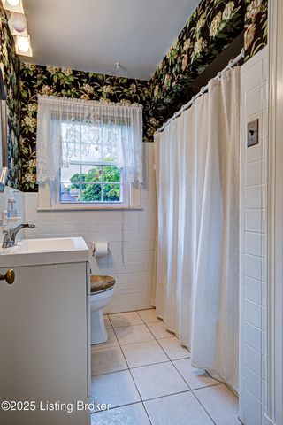 9610 Watterson Trail, Jeffersontown, KY 40299