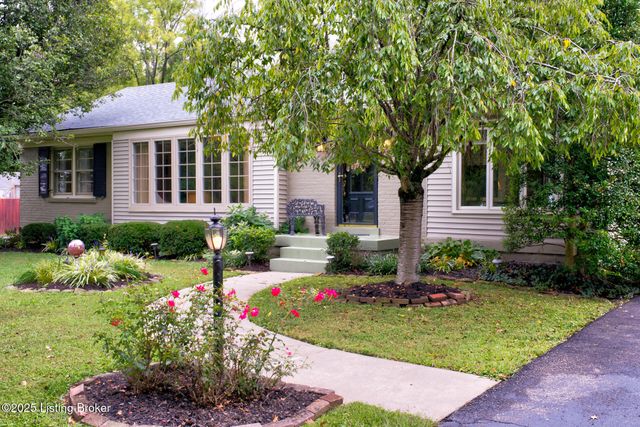 9610 Watterson Trail, Jeffersontown, KY 40299