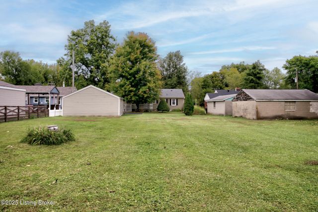 9610 Watterson Trail, Jeffersontown, KY 40299