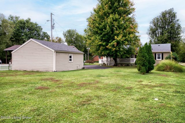 9610 Watterson Trail, Jeffersontown, KY 40299