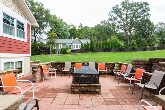 321 E Merchant Street, New Buffalo City, MI 49117