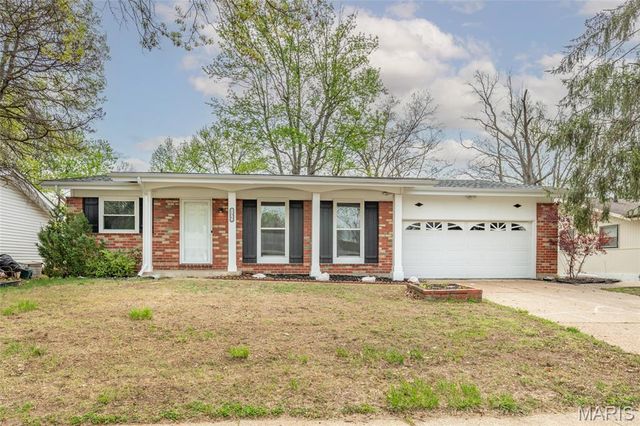 11962 Nero Drive, Florissant, MO 63033