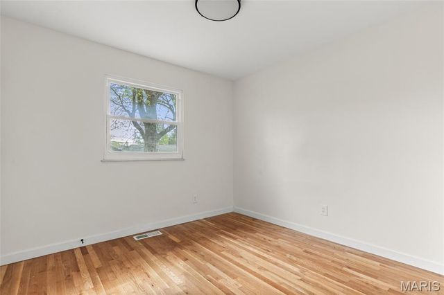 11962 Nero Drive, Florissant, MO 63033