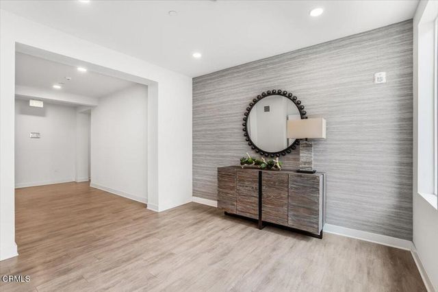 2830 Wagon Wheel Road 304, Oxnard, CA 93036