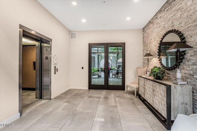 2830 Wagon Wheel Road 304, Oxnard, CA 93036