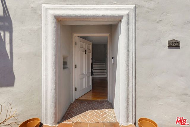 1531 Marmont Avenue, Los Angeles, CA 90069