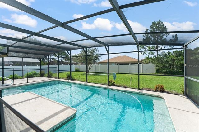 11341 AUTUMN WIND LOOP, Clermont, FL 34711
