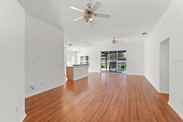 11341 AUTUMN WIND LOOP, Clermont, FL 34711