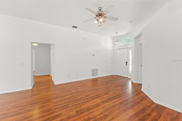 11341 AUTUMN WIND LOOP, Clermont, FL 34711
