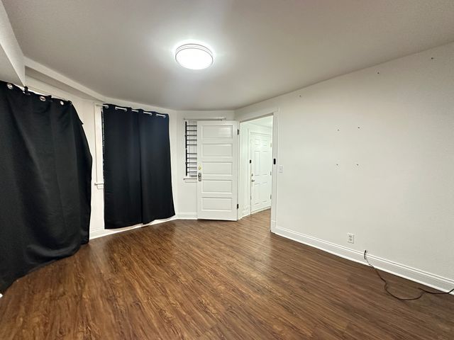 3129 N Hamlin Avenue G, Chicago, IL 60618