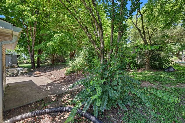 1756 Long Hollow Pike, Gallatin, TN 37066
