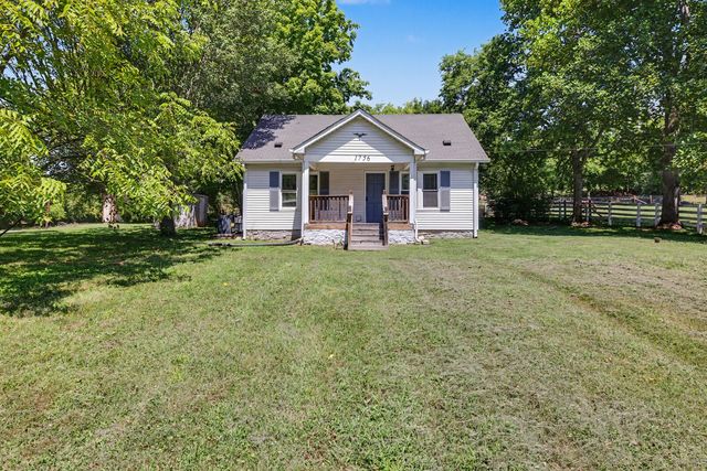 1756 Long Hollow Pike, Gallatin, TN 37066