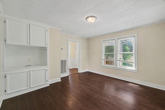 1756 Long Hollow Pike, Gallatin, TN 37066