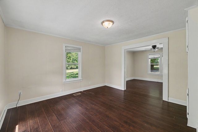 1756 Long Hollow Pike, Gallatin, TN 37066