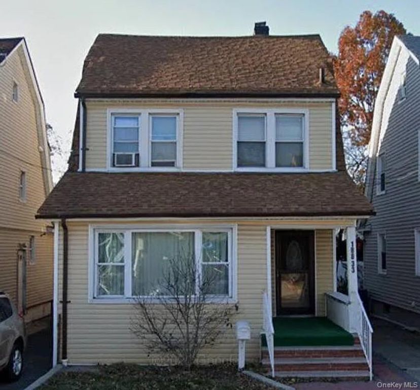 188-33 Keeseville Avenue 2nd floor, Saint Albans, NY 11412