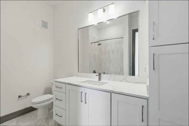 2700 Old Denton Road 2237, Carrollton, TX 75007