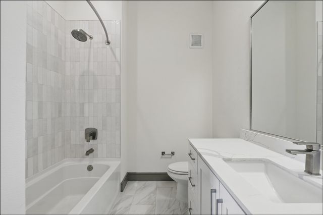 2700 Old Denton Road 2237, Carrollton, TX 75007