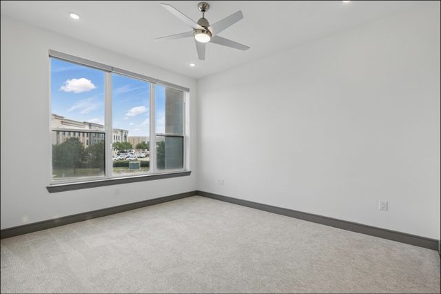 2700 Old Denton Road 2237, Carrollton, TX 75007