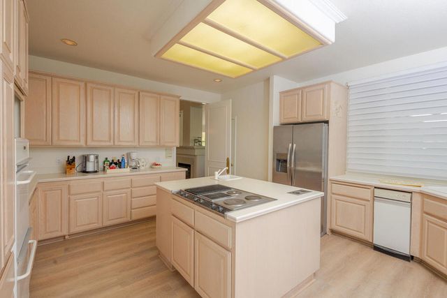 38530 Tandika Trail N, Palm Desert, CA 92211