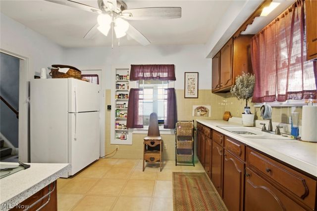 32 Como Street, Struthers, OH 44471