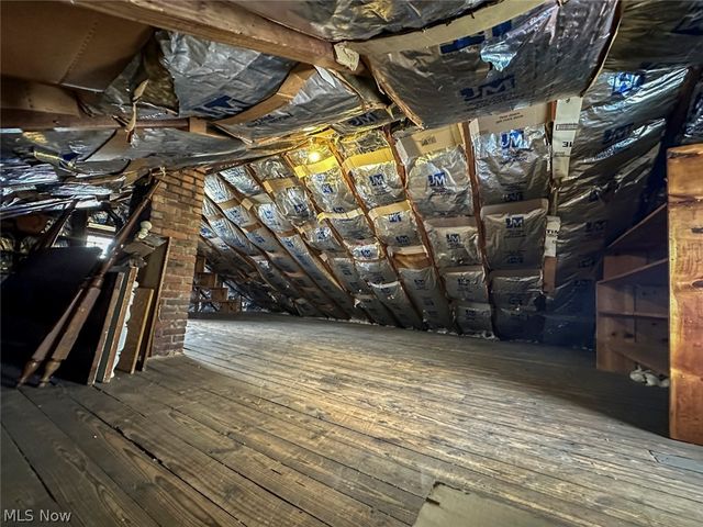 32 Como Street, Struthers, OH 44471