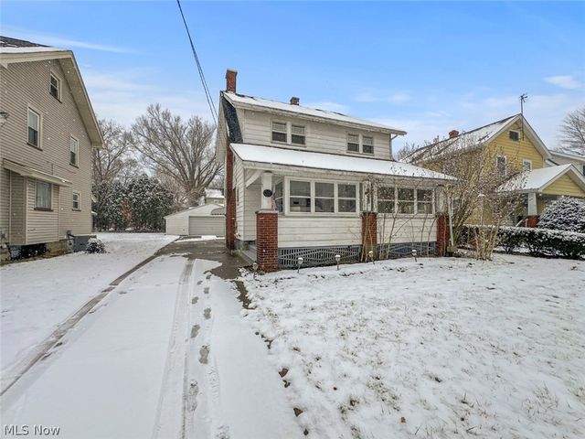 32 Como Street, Struthers, OH 44471