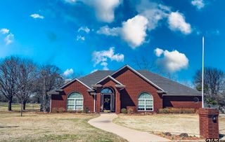 1800 Fairway, Mt Pleasant, TX 75455