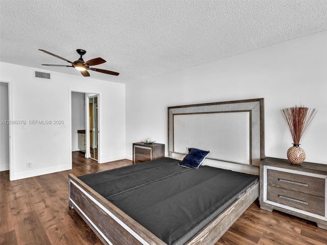 7518 Fairfax Drive 110, Tamarac, FL 33321