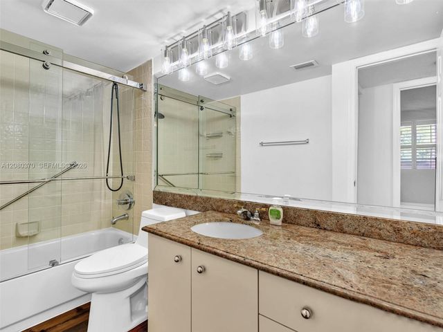 7518 Fairfax Drive 110, Tamarac, FL 33321