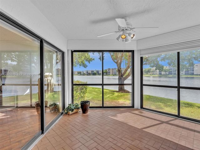 7518 Fairfax Drive 110, Tamarac, FL 33321