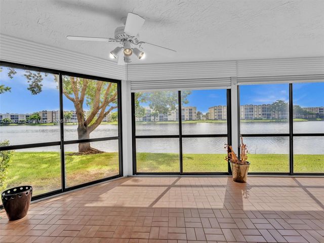 7518 Fairfax Drive 110, Tamarac, FL 33321