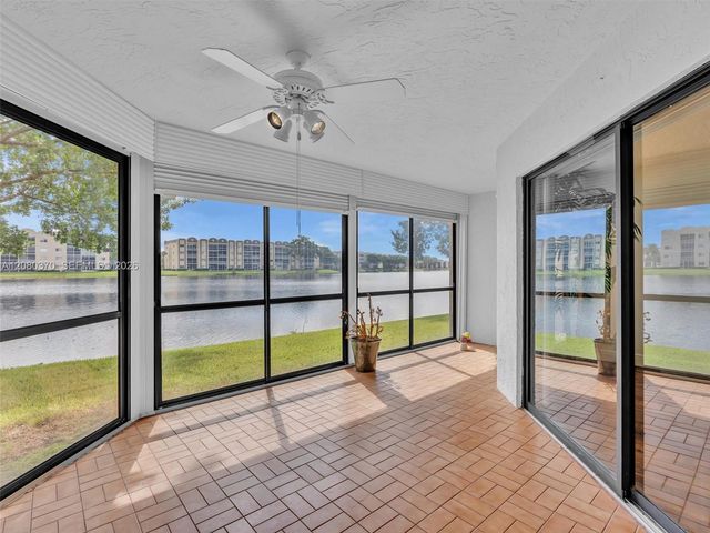 7518 Fairfax Drive 110, Tamarac, FL 33321