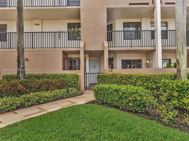 7518 Fairfax Drive 110, Tamarac, FL 33321