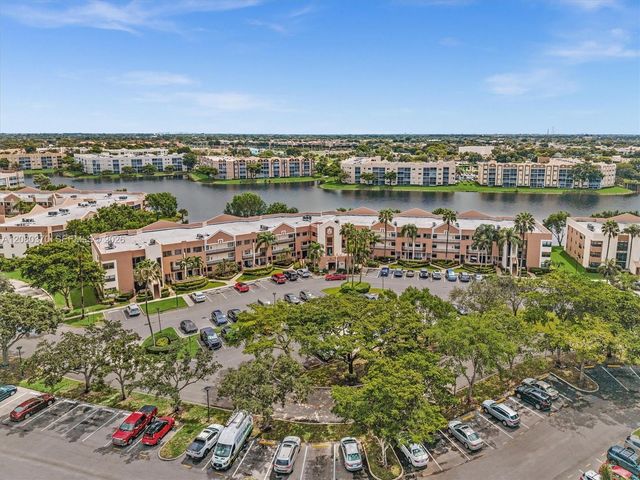 7518 Fairfax Drive 110, Tamarac, FL 33321
