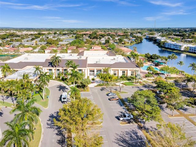 7518 Fairfax Drive 110, Tamarac, FL 33321