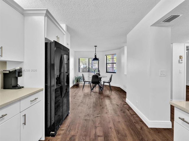 7518 Fairfax Drive 110, Tamarac, FL 33321