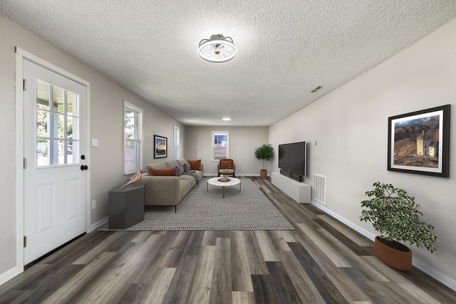 1815 Derby Street, Klamath Falls, OR 97603