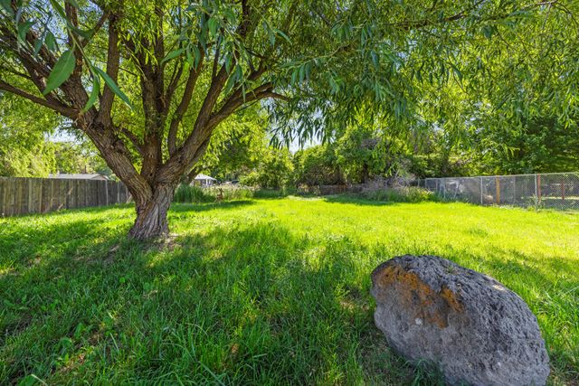 1815 Derby Street, Klamath Falls, OR 97603