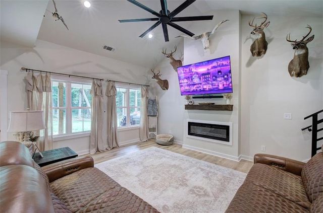 4142 Lovvorn Road, Carrollton, GA 30117