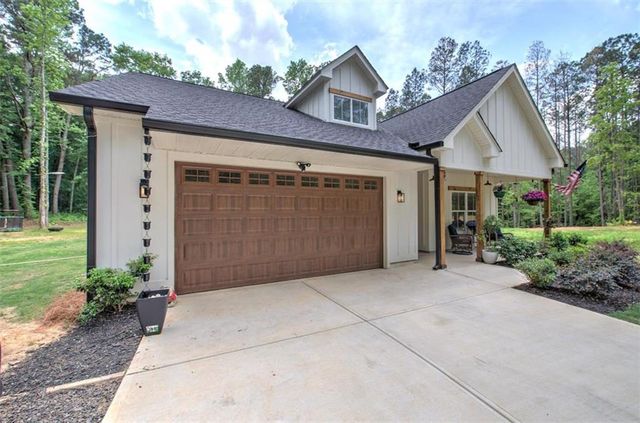 4142 Lovvorn Road, Carrollton, GA 30117