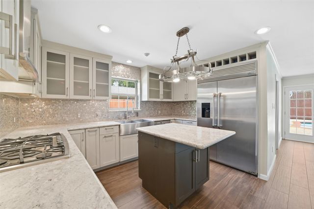 219 Big Hollow Lane, Houston, TX 77042