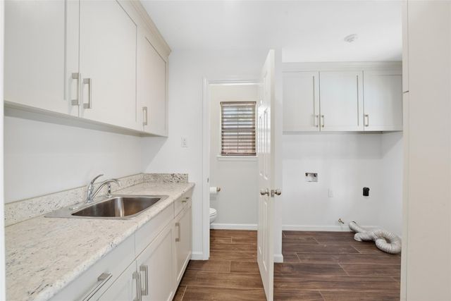 219 Big Hollow Lane, Houston, TX 77042