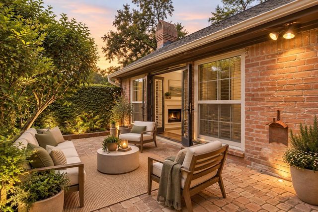 219 Big Hollow Lane, Houston, TX 77042
