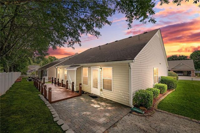 504 Mockingbird Lane, Loganville, GA 30052
