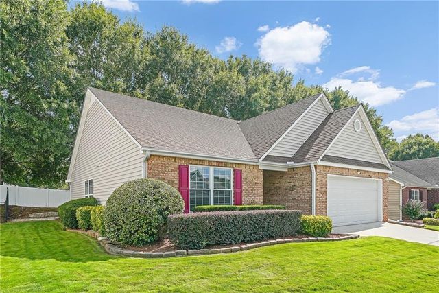 504 Mockingbird Lane, Loganville, GA 30052