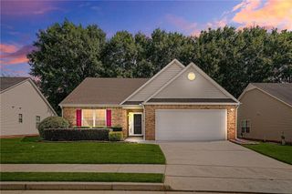 504 Mockingbird Lane, Loganville, GA 30052
