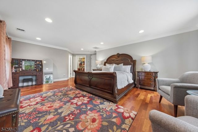 21 Winding Way, West Orange Twp., NJ 07052