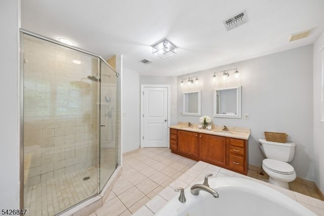 21 Winding Way, West Orange Twp., NJ 07052