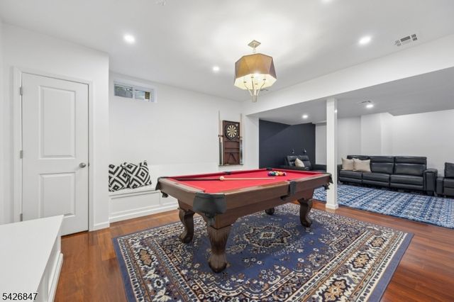 21 Winding Way, West Orange Twp., NJ 07052